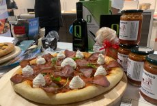 Bologna presentata la Pizza “Strada della Bufala,Valle di Amaseno” 