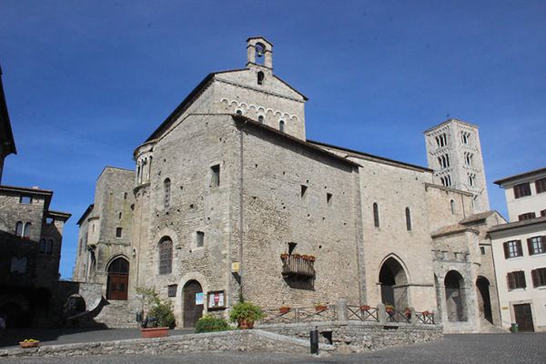 Nella Terra dei Papi e dei Ciclopi