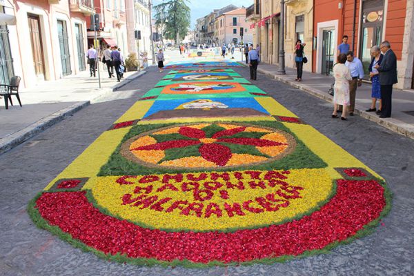 Infiorate del Corpus Domini: 29 Maggio 2016